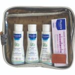 Mustela Travel Bag – Pink with the Indispensableموستيلا - حقيبة سفر باللون الرمادي مع الضروريات- mustela
