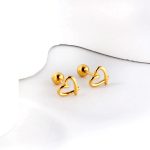 ⁦Ason Kexta Stylish And Cute heart Cut-Out Earrings⁩ - الصورة ⁦2⁩