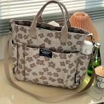 ⁦KYB 3D Flower Zipper Crossbody Bag⁩ - الصورة ⁦5⁩